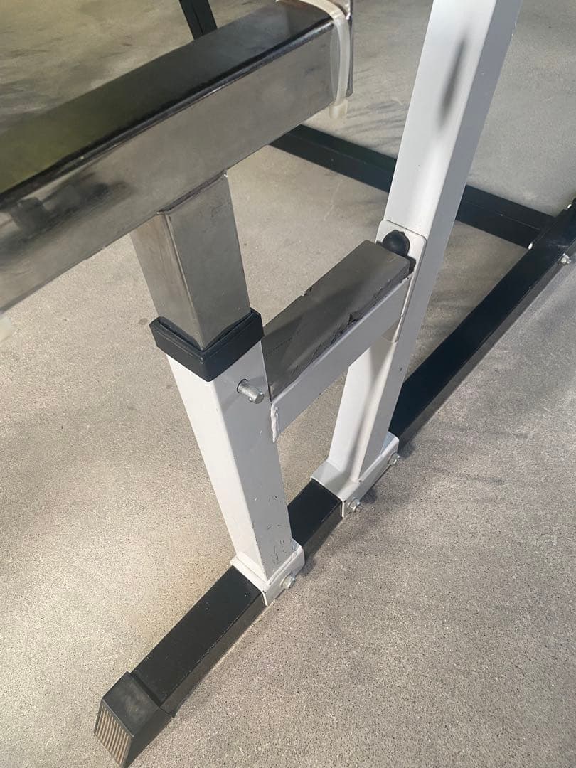 アイロテック　パワースクワットラック　ベンチプレス