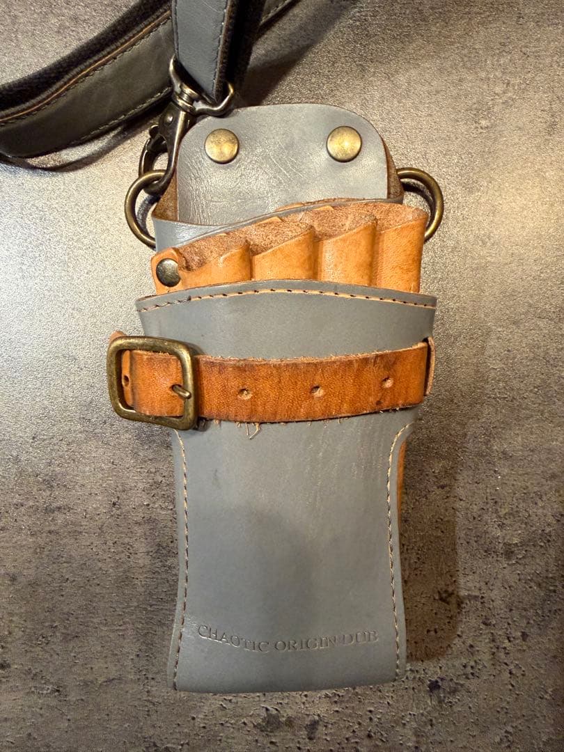 カオティックオリジンダブ　シザーケース　5丁用