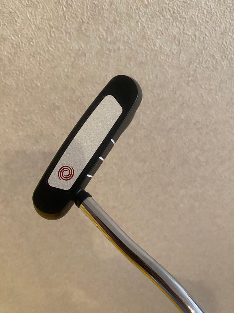 TRI-HOT 5k ODYSSEY ROSSIE S パター