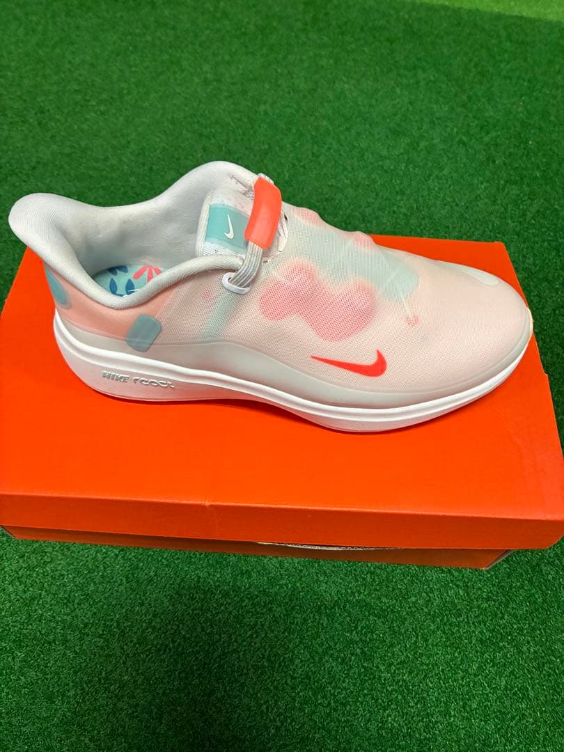 Nike FlyEase ゴルフシューズ