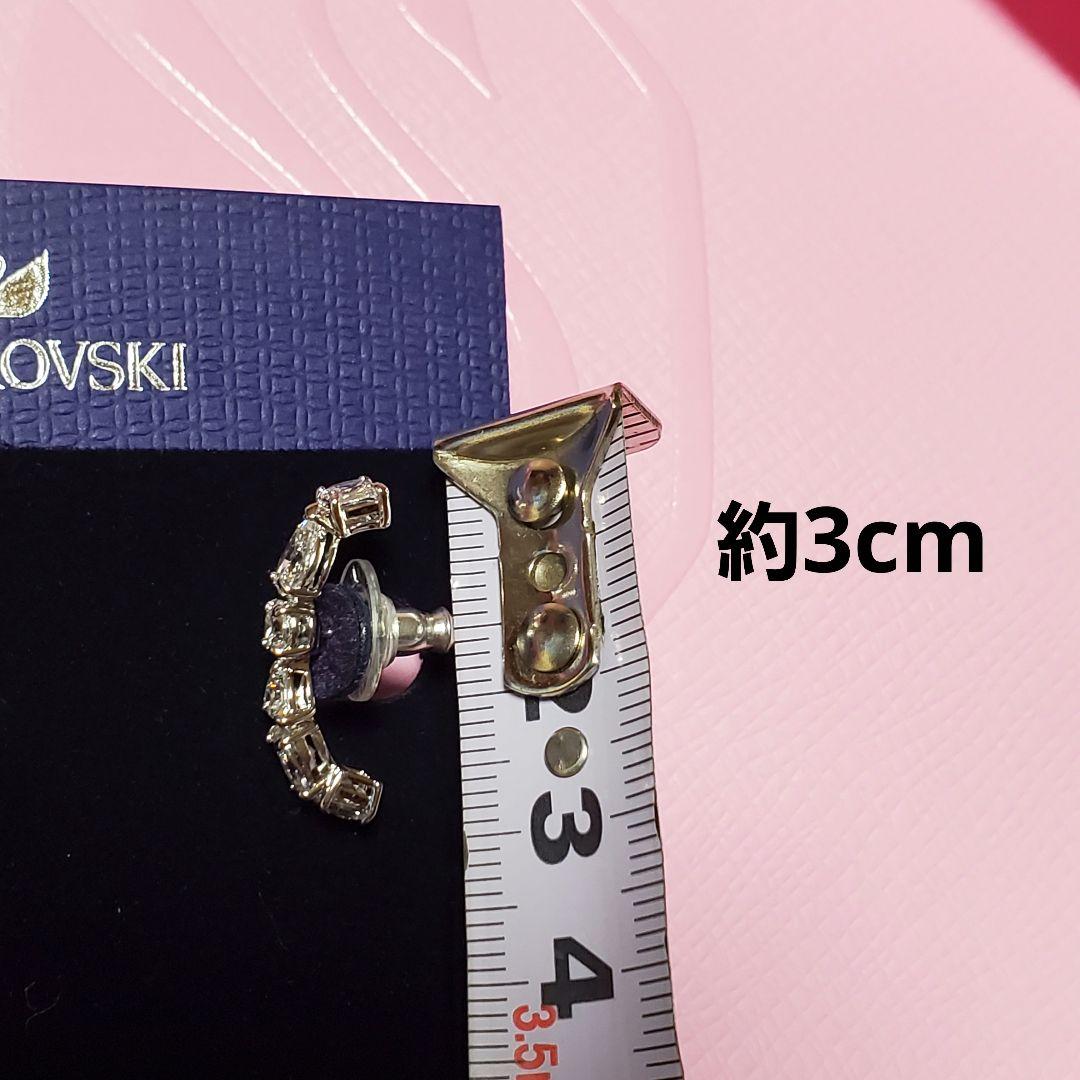 新品♥️スワロフスキー　イヤーカフ　ピアス片耳　最終価格です