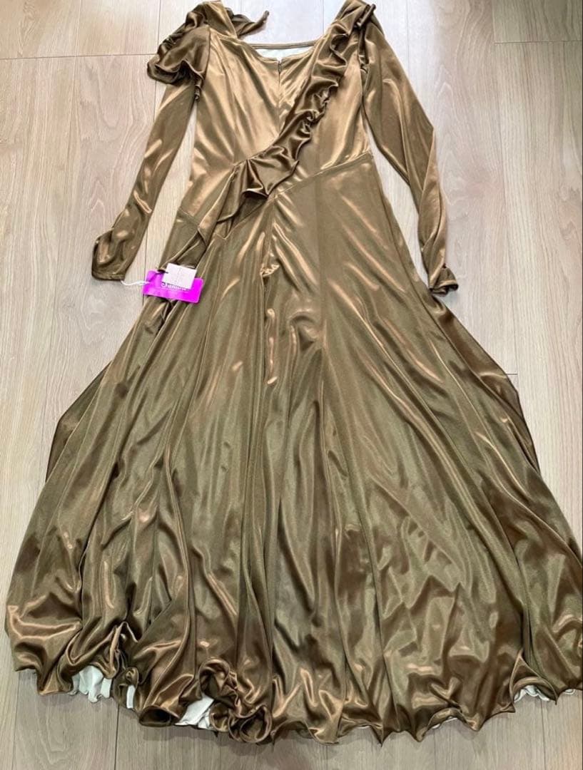 社交ダンスドレス サンリーヌ　新品 フリル付き