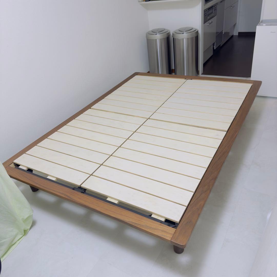 無印良品　木製ベッドフレーム　ダブル　ウォールナット　(2021年製)