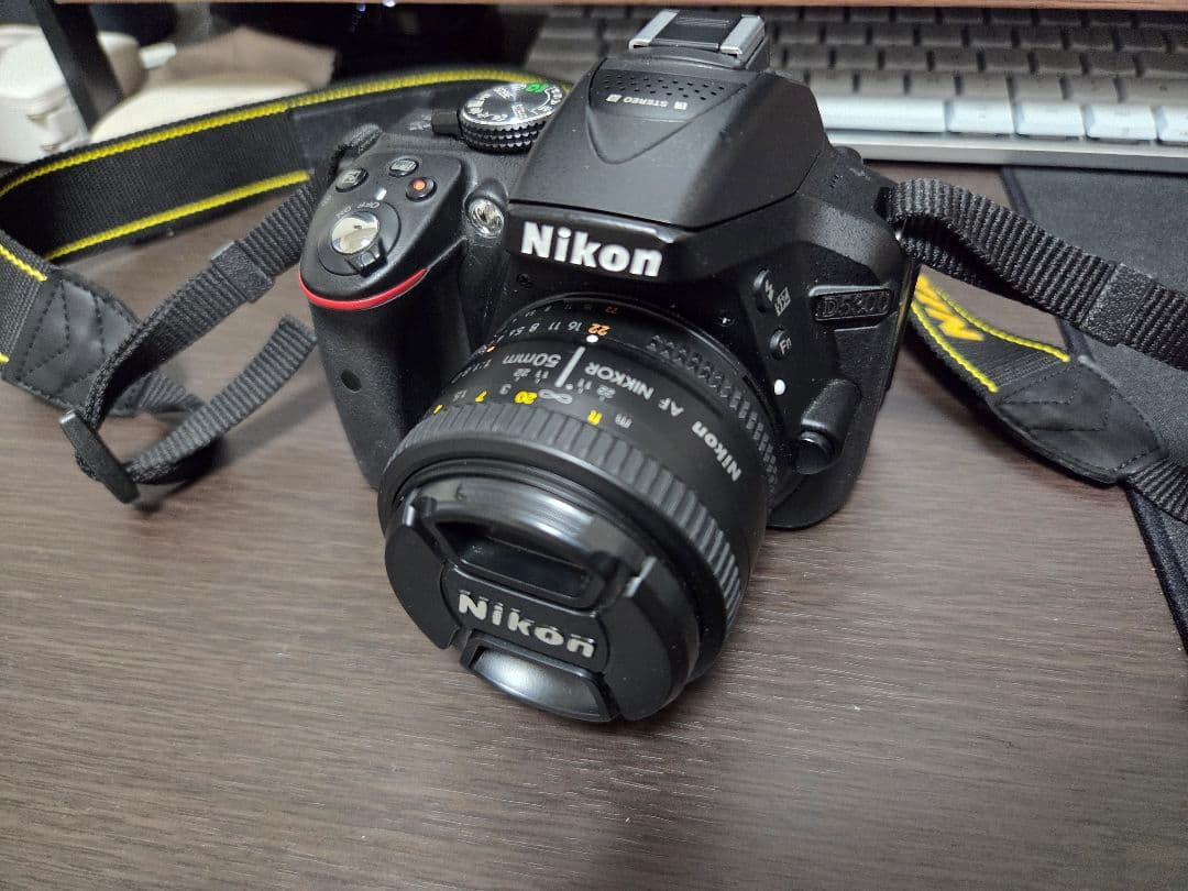 Nikon D5300 デジタル一眼レフカメラ ズームキットレンズ