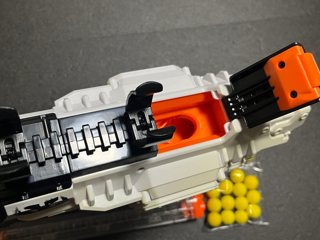 ナーフ ライバル RIVAL ヘラ Hera ＆ マガジンクリップ セット