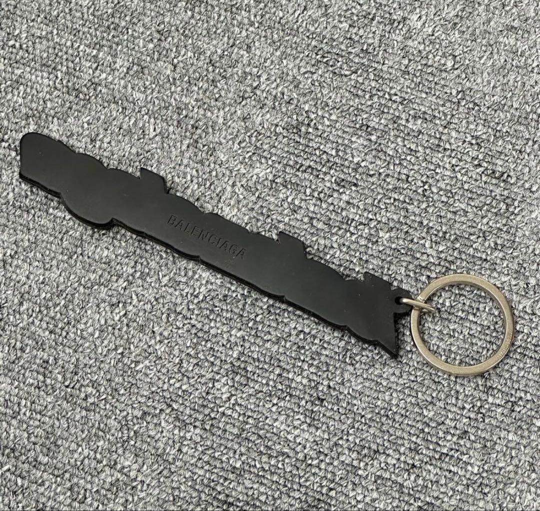 balenciaga ネオンイエロー キーホルダー