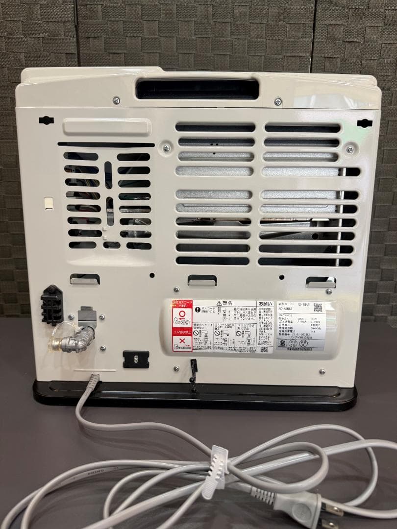 Rinnai リンナイ ガスファンヒーター RC-N206E 中古品