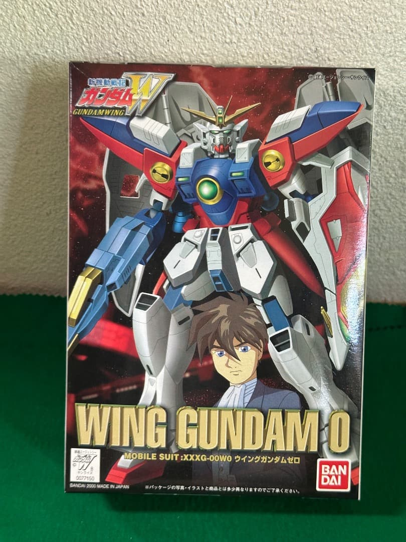 ロボット WING GUNDAM 0 1/144 BANDAI