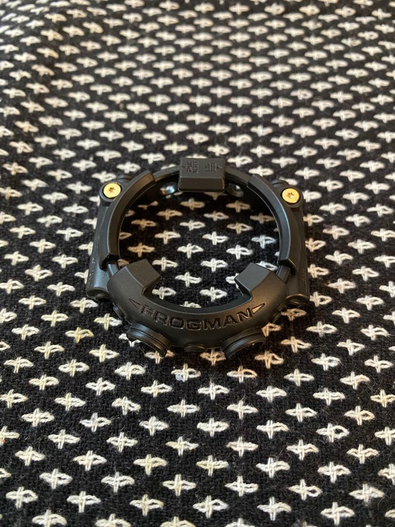 DW-8200 2代目フロッグマン本体1+純正予備ベゼル2+純正予備バンド2