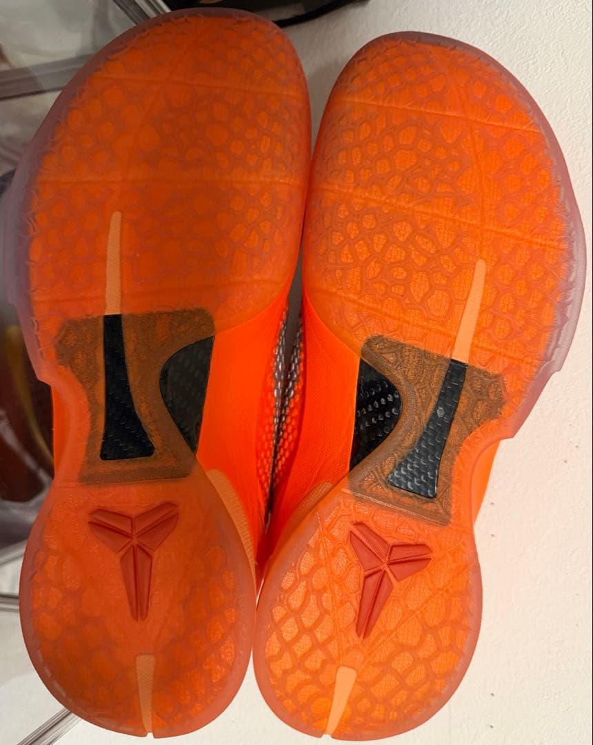 ざーぐ　コービー6 トータルオレンジ　28.5