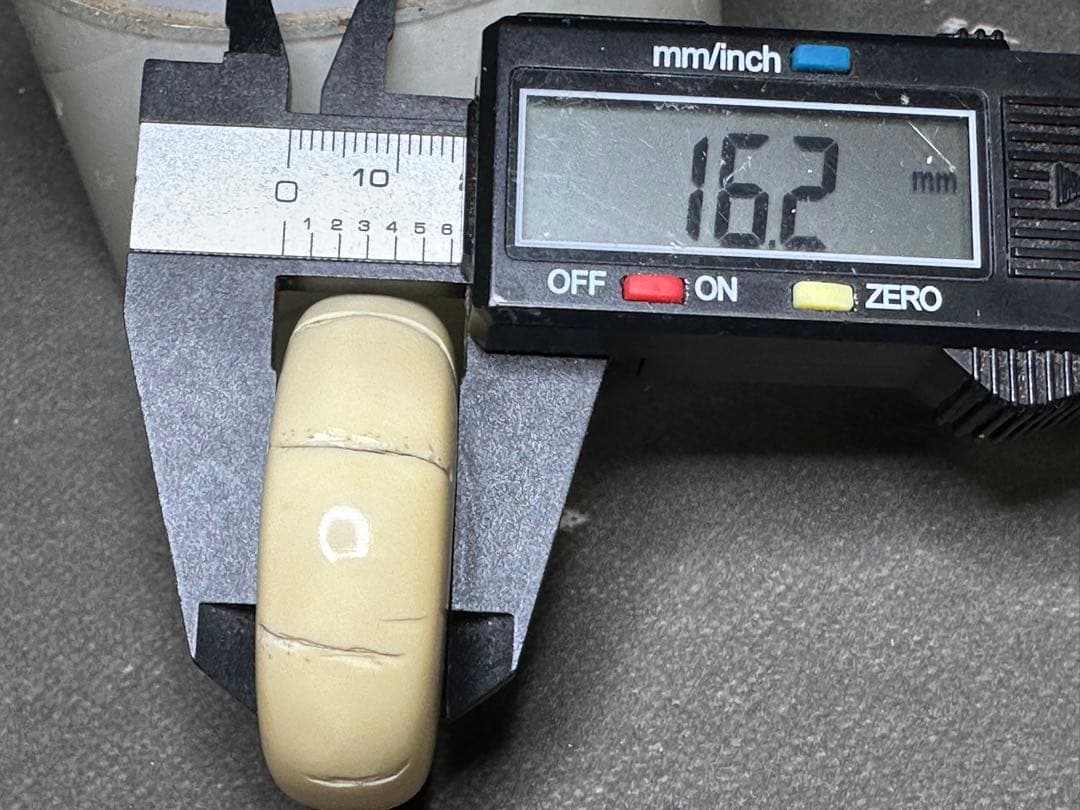 極上　根付　饅頭　天然素材　アンティーク　和彫　置物　骨董　飾り物　古美術品