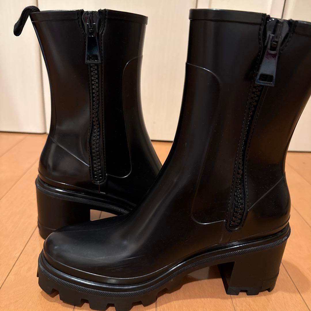 ひ*ろ様 MONCLER ショートブーツsize37