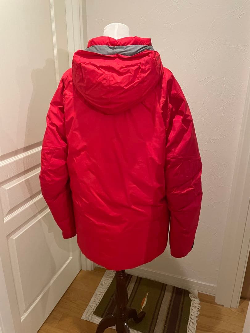 Burton ak down jacket ダウンジャケット