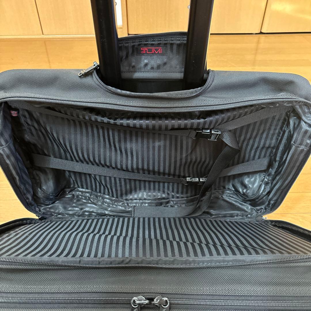 トゥミ　キャリーバッグ　廃盤　２輪　横型