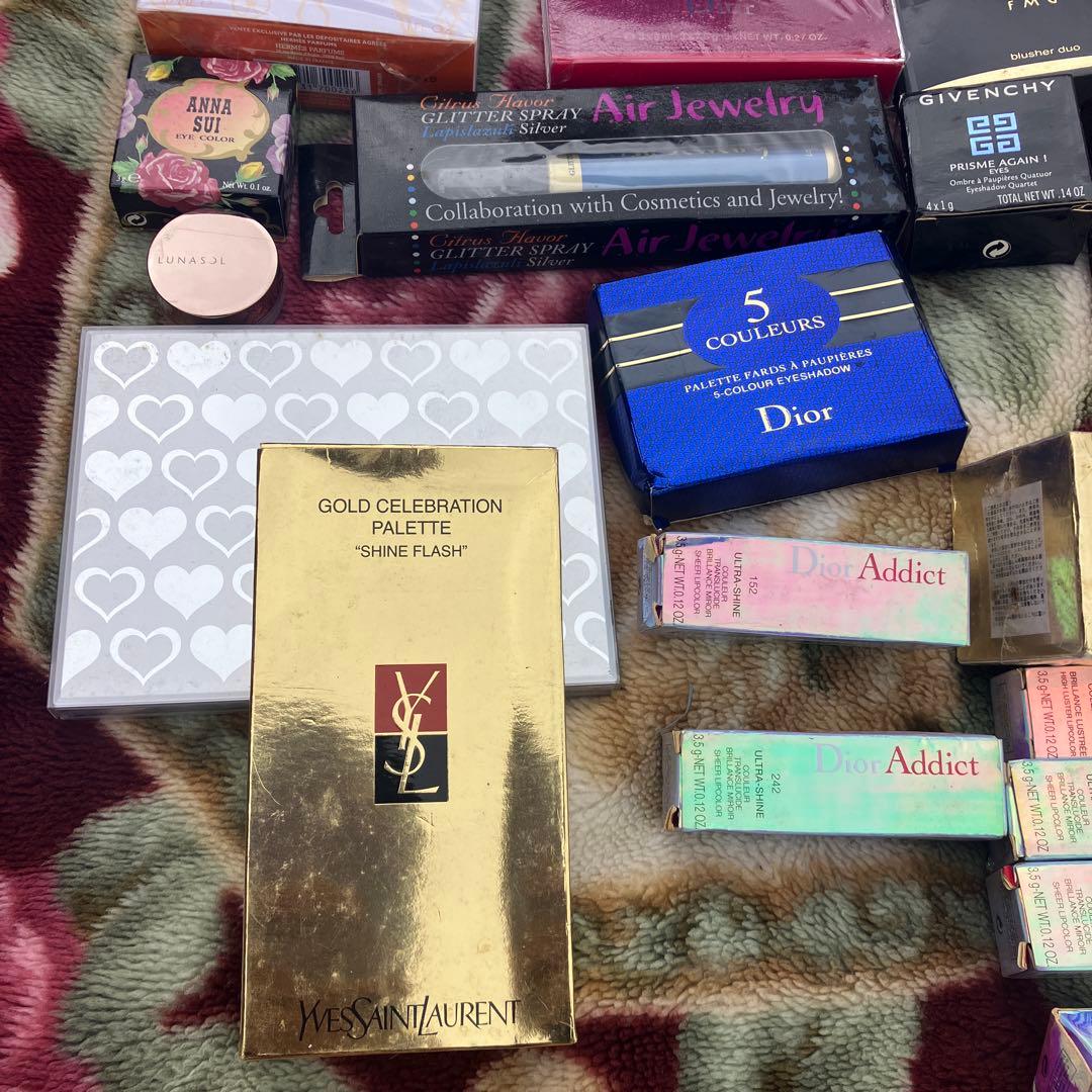 V*a様 化粧品まとめ売り　ブランド　Dior イブサンローラン
