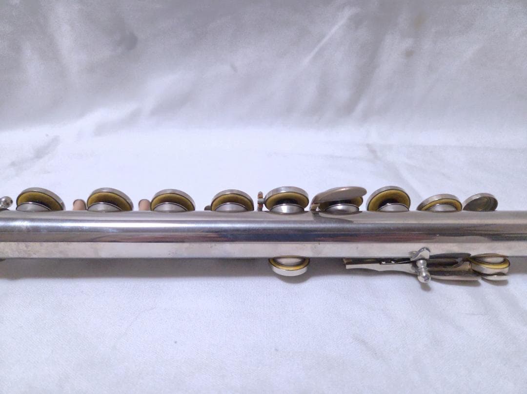 YAMAHA YFL-211 フルート 日本製 銀メッキ Eメカ付き #3036