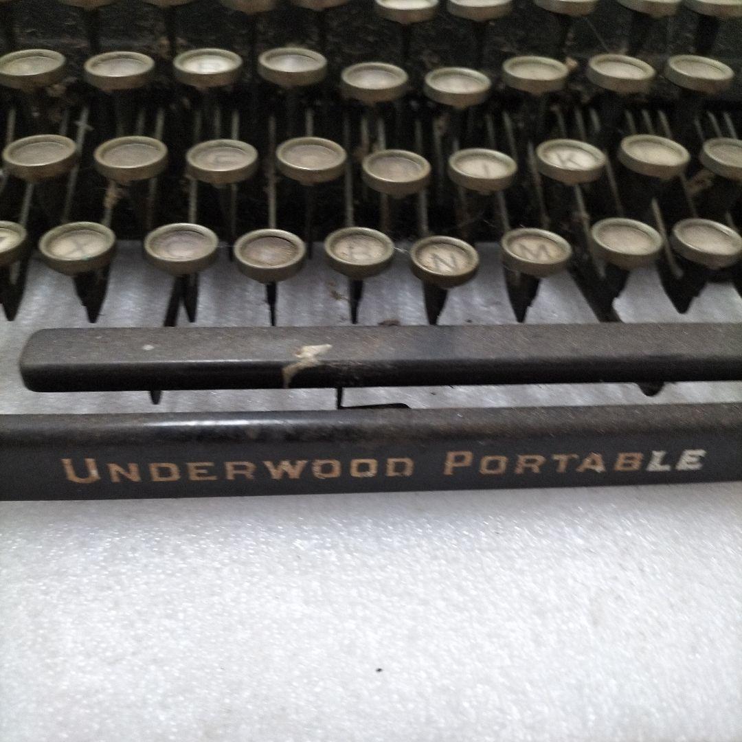 アンティーク　タイプライター　UNDERWOOD PORTABLE