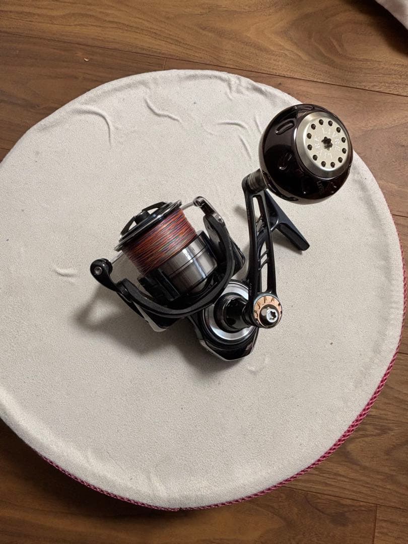 最終値下ダイワ　21セルテートSW6000H リブレハンドル