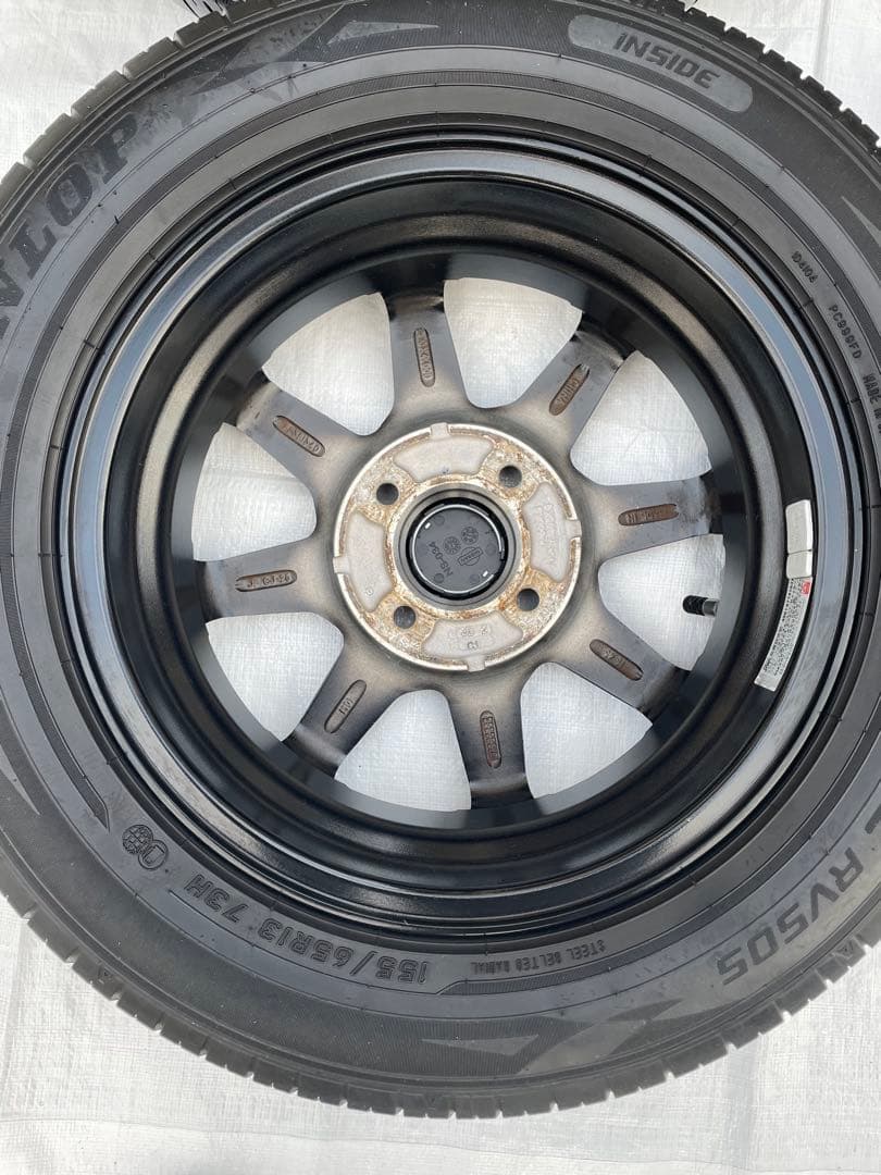 美品深溝23年 ダンロップ155/65R13 ［タイヤホイールセット］黒ホイール