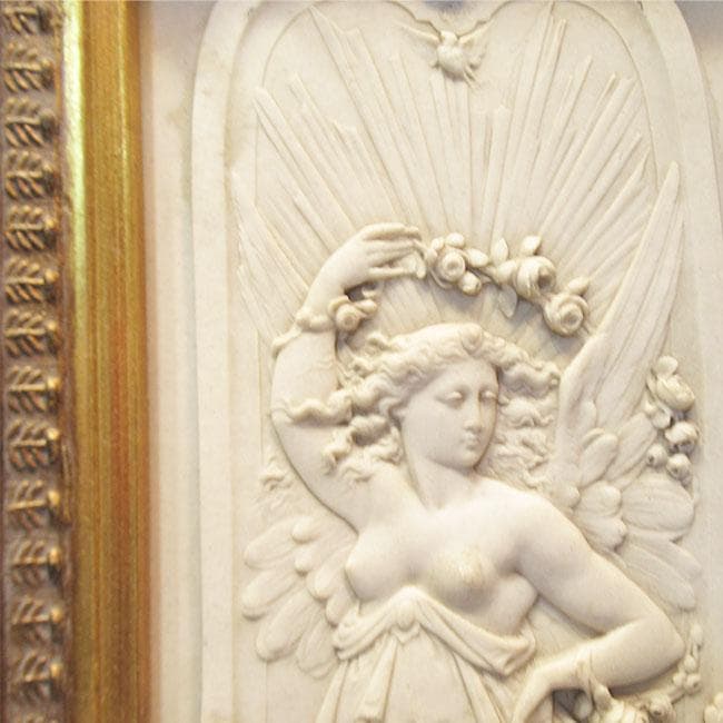 アラバスタの壁掛け　ヴィーナスと天使　19世紀　刻印あり　裏にもマークあり