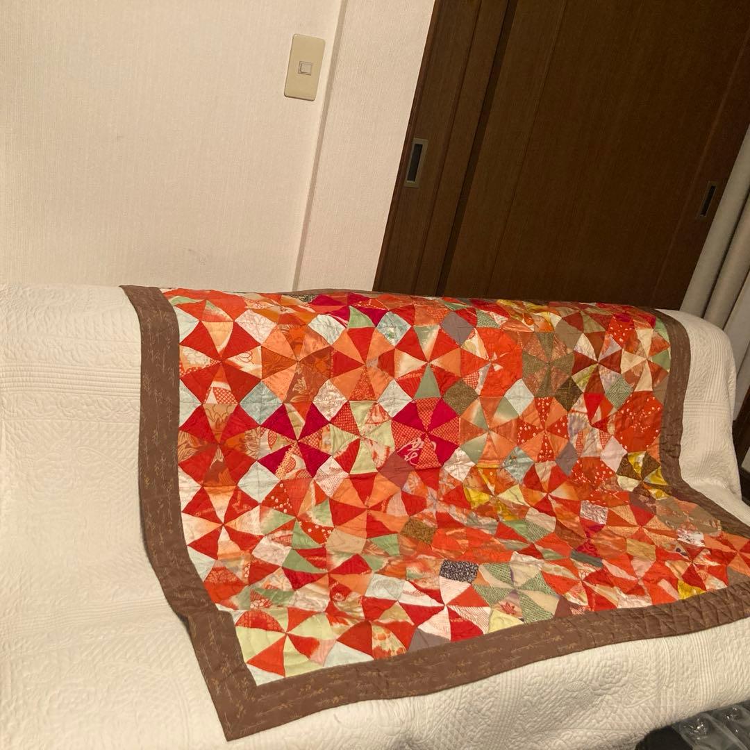 パッチワーク　手作り　タペストリー