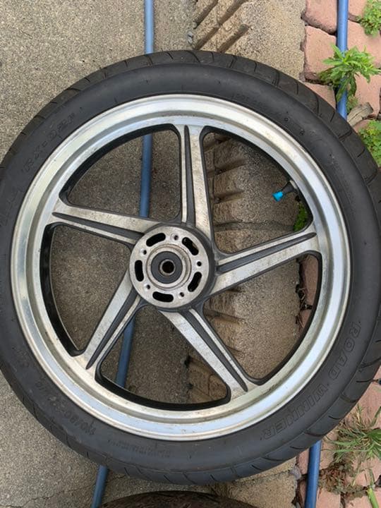 ギル専用 ゼファー400 ホイール、タイヤセット