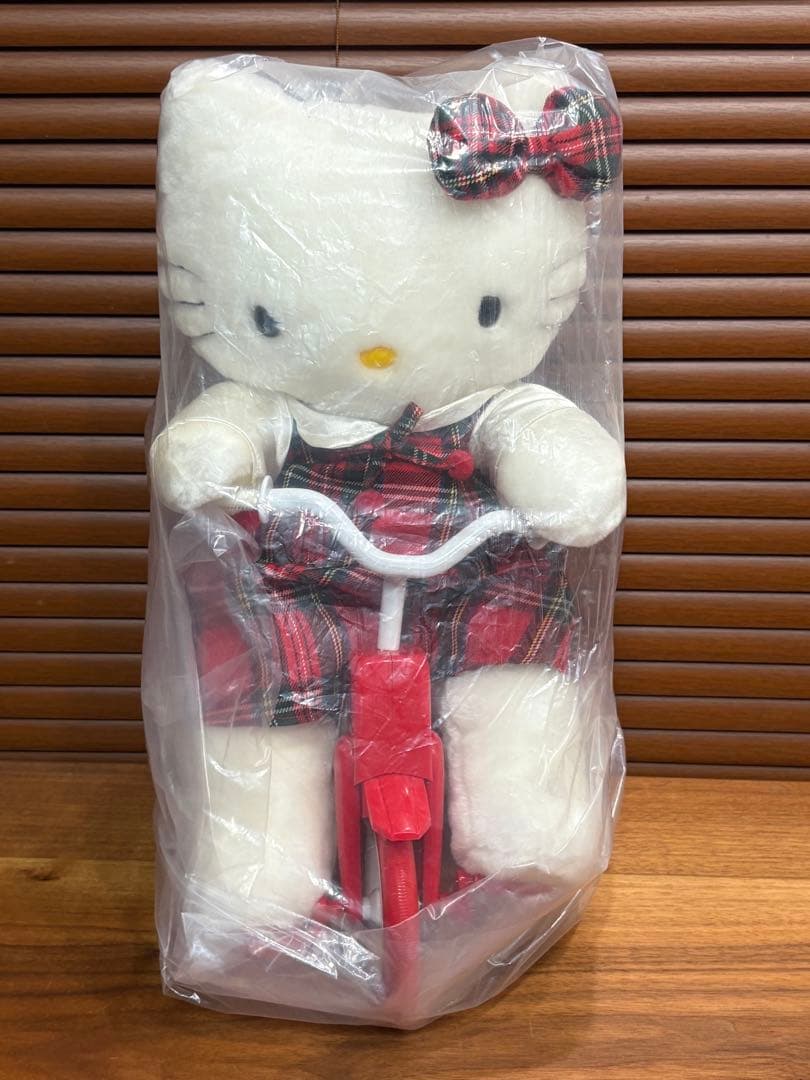 新品☆廃業した玩具店に飾ってあった ☆ハローキティメロディさんりんしゃ◎動作OK