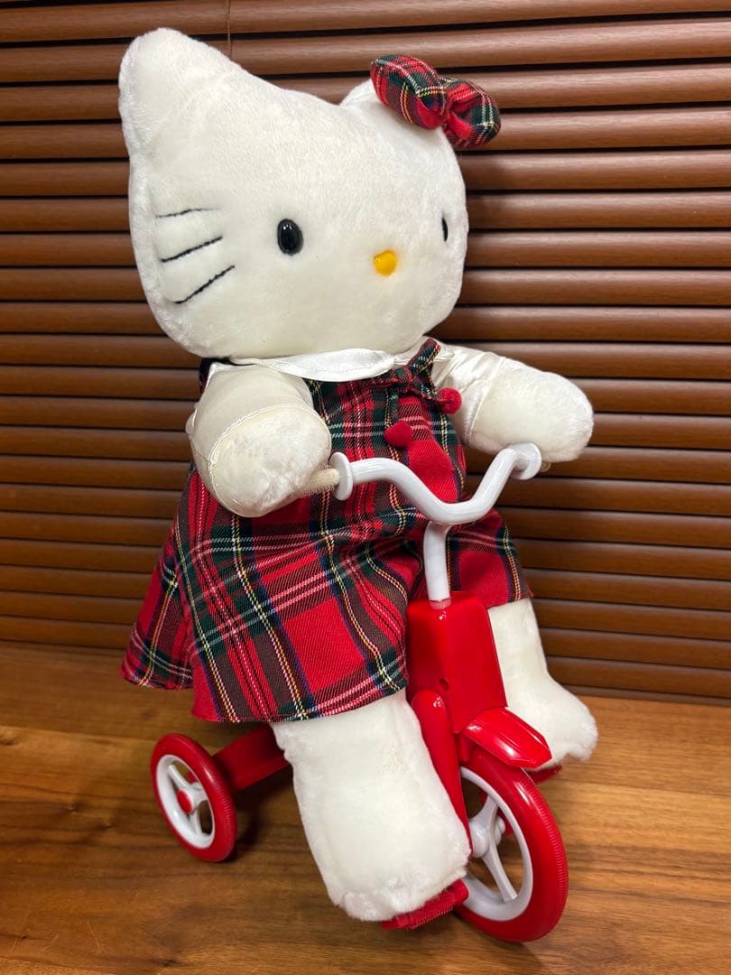 新品☆廃業した玩具店に飾ってあった ☆ハローキティメロディさんりんしゃ◎動作OK