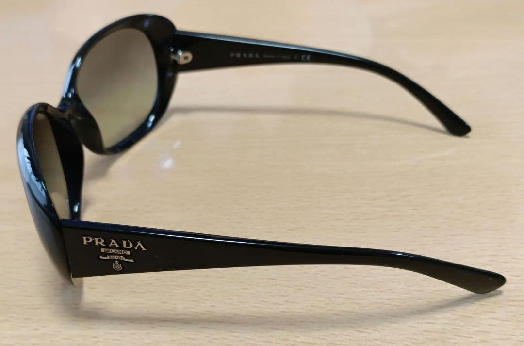 プラダ　PRADA　サングラス　レディース