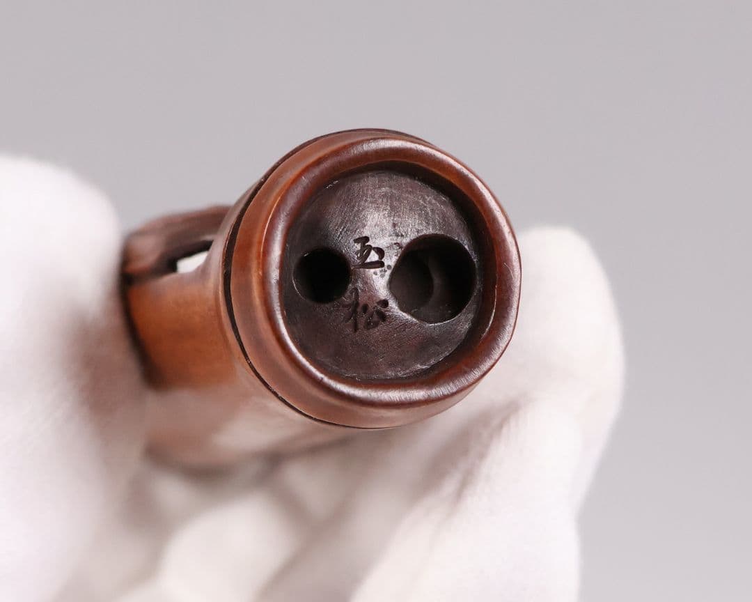 木製 提物 根付 玉松(銘) 茶合形 蝙蝠 彫刻 木彫り【MA926】