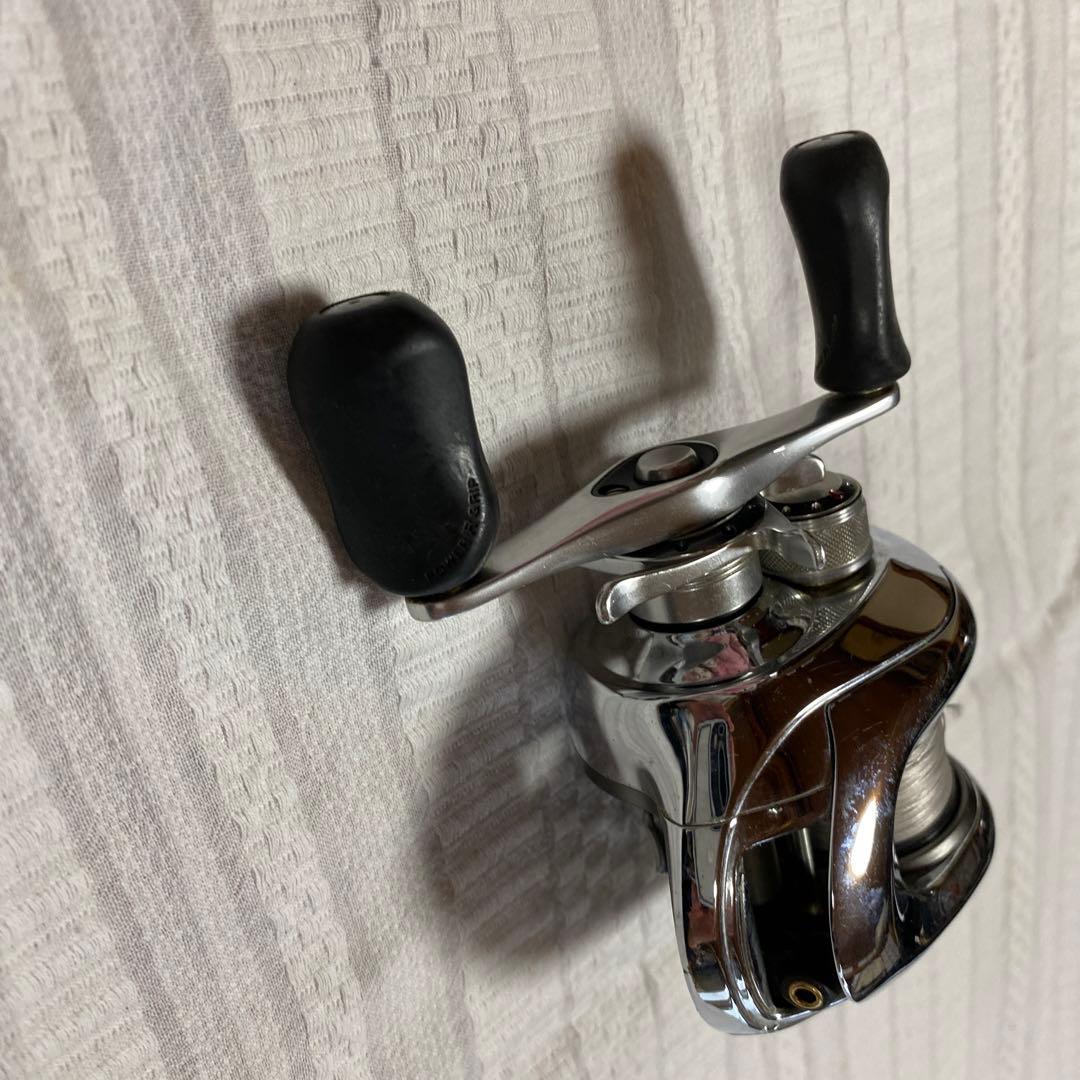 シマノ ベイトリール シルバー