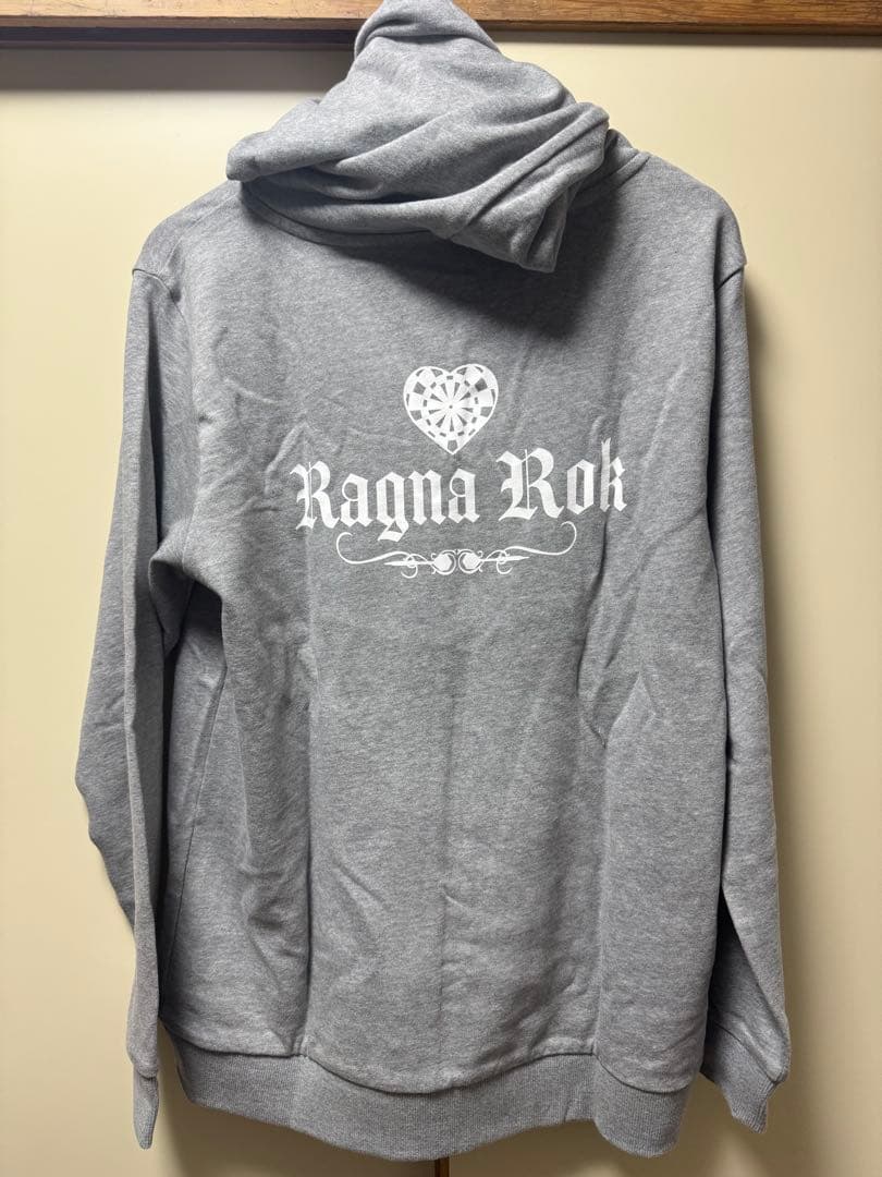 ダーツ ラグナロック パーカー