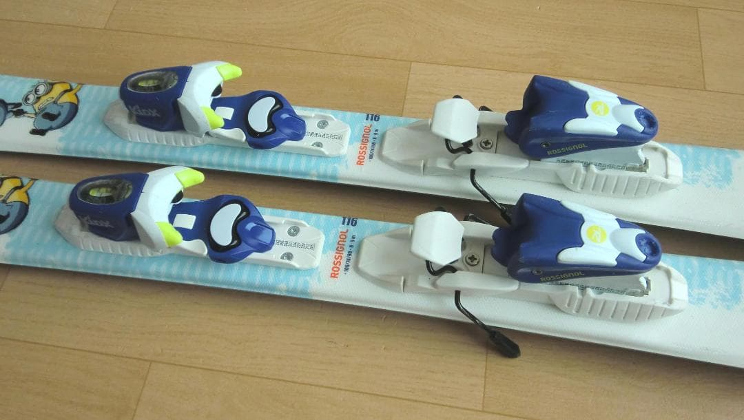 ■■送料無料■子供用スキーフルセット■板116靴22■WAX済■ミニオン■■