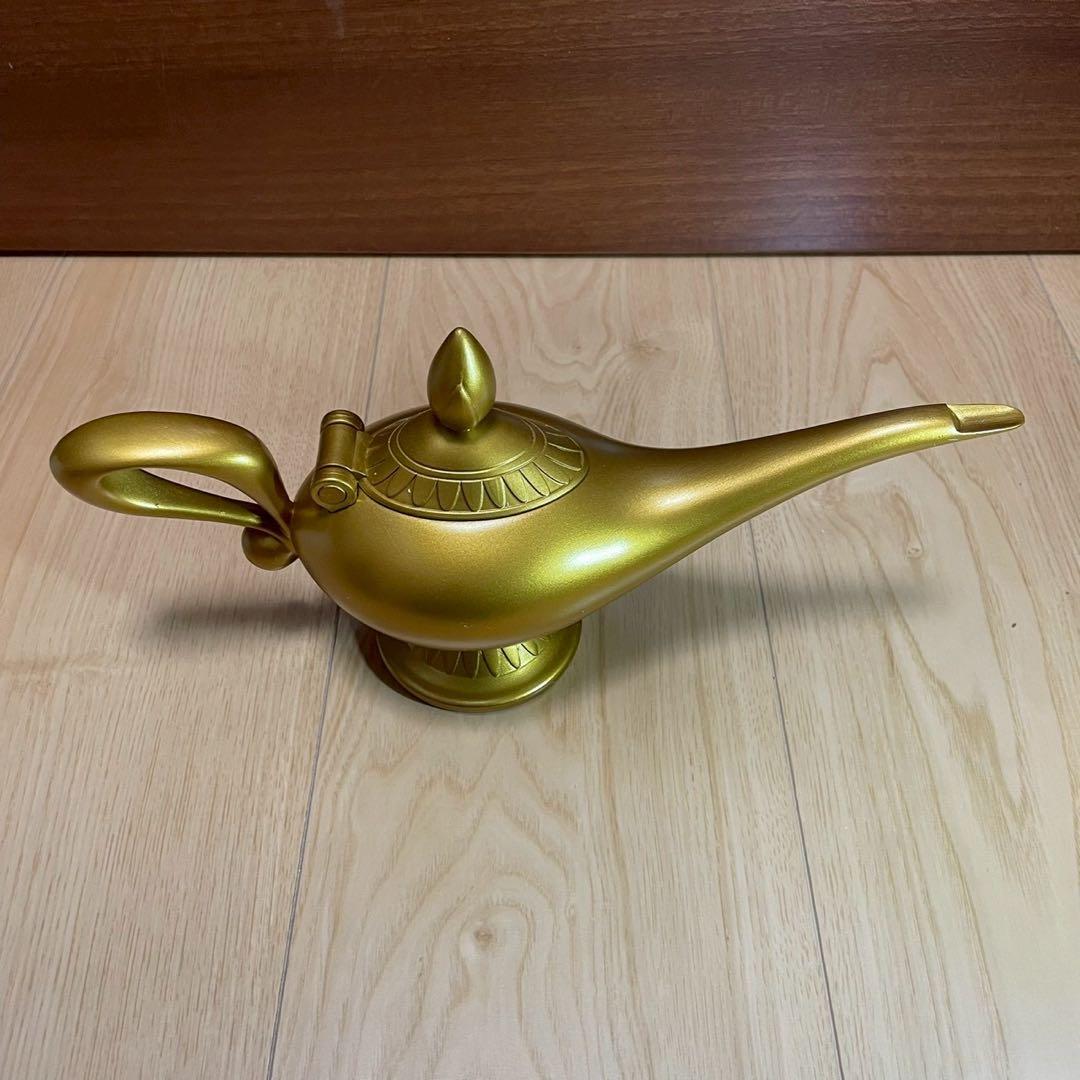 アラジン　魔法のランプ　ジーニー