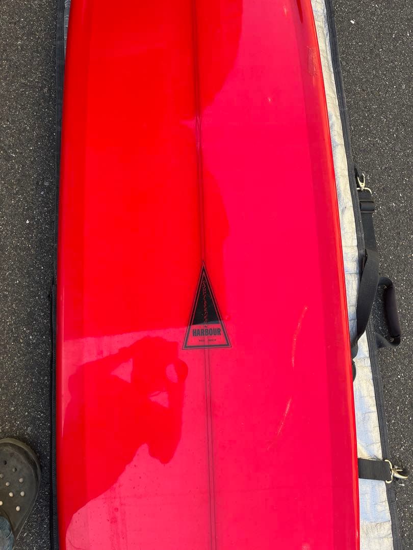 ハーバーロングボード 赤9.2ぐらいです。気になるところは樹脂塗りしています