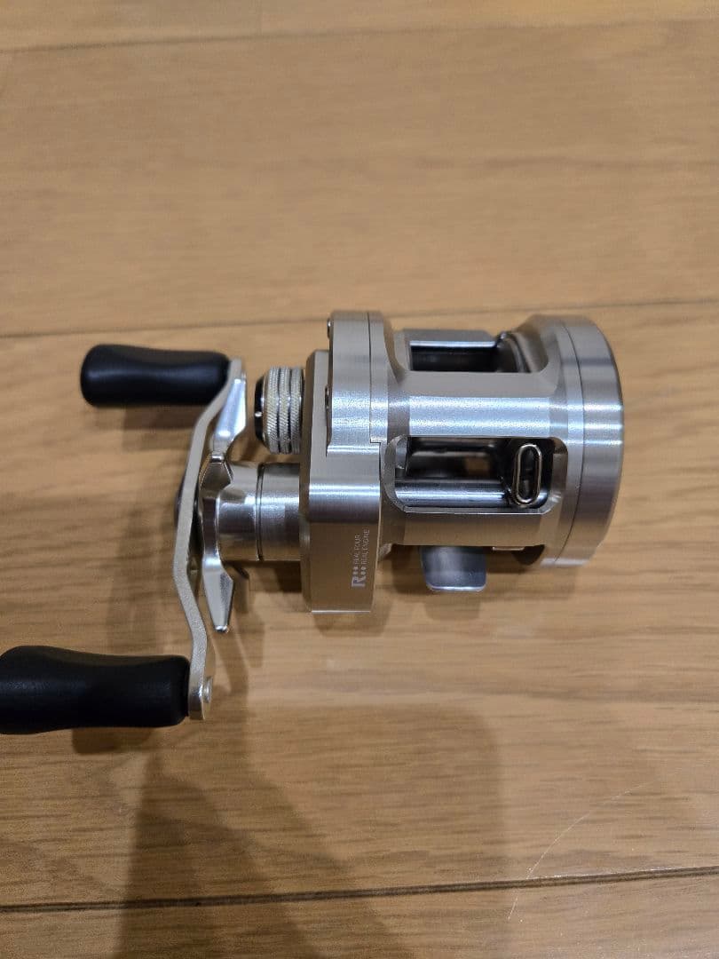 ダイワ　リョウガ１０１６　右ハンドル　超美品