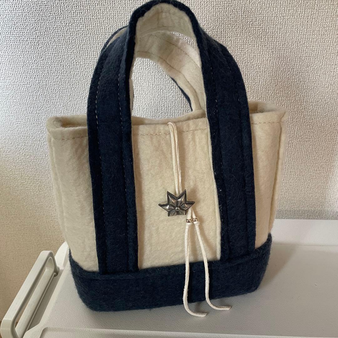 トートバッグ MessyRooftop Mini Feel Needle Punch Tote
