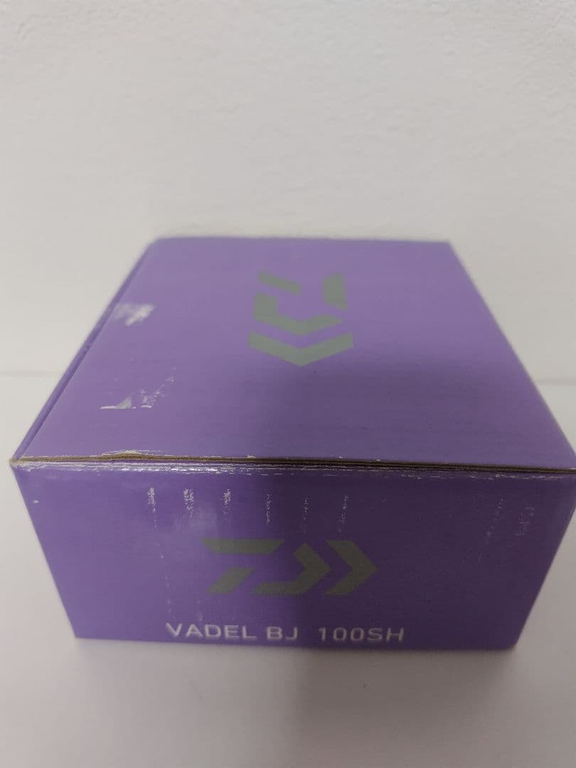 【新品未使用】ダイワ　 ヴァデル VADEL BJ 100 SH
