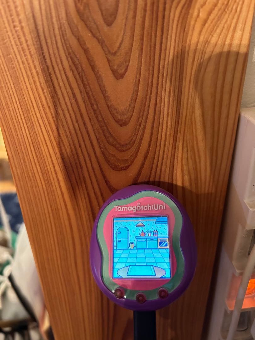 ま*も様 Tamagotchi Uni たまごっち ユニ タマゴッチ 紫 パープ
