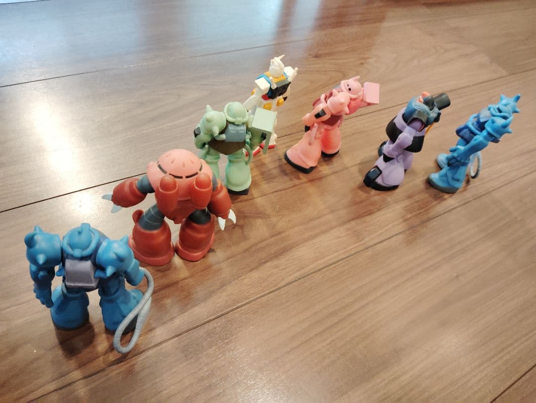 初代　機動戦士ガンダム　フィギアセット　ソフビ（オマケ付き）