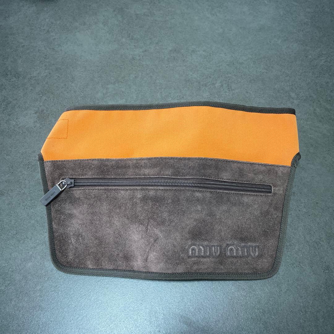 D*a様 【レア】 MIUMIU ウエストバッグ 白タグ