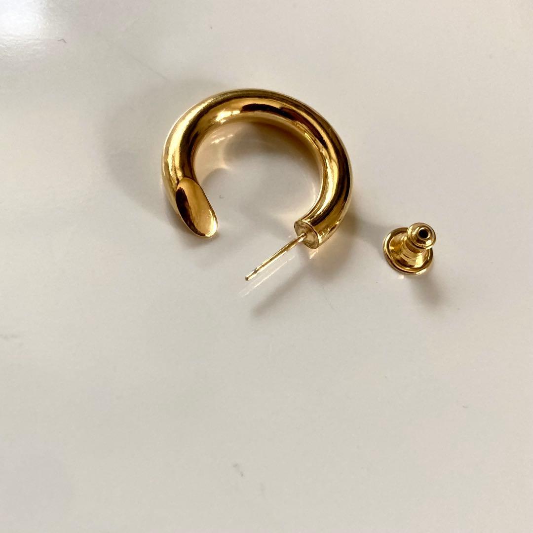 ゴールド 4×23mm 両耳　18金　ピアス　BWL クロムハーツ