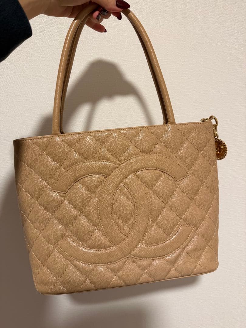 CHANEL ベージュ 復刻トートキャビアスキン トート/ハンドバッグ