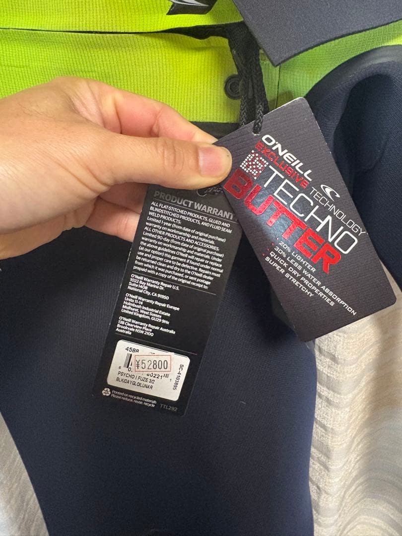 O'NEILL フルスーツ ブラック/ライム 新品タグ付き　未使用　3ミリ