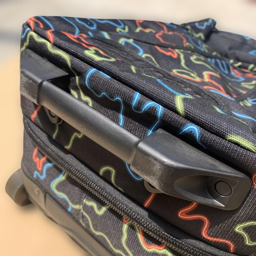 Burton キャリーバック　キャリーケース　カバン付き　ネオン柄　バートン