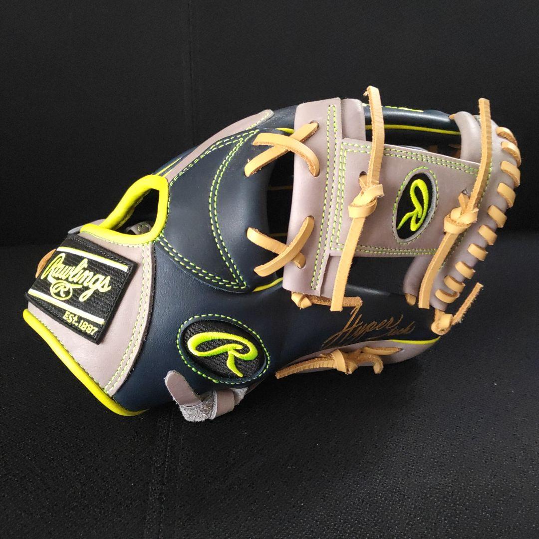 美品　Rawlings Hyper tech グローブ ネイビー　イエロー