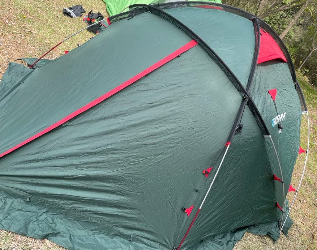 Husky３人用テント Fighter 本国ヨーロッパ価格の半額以下