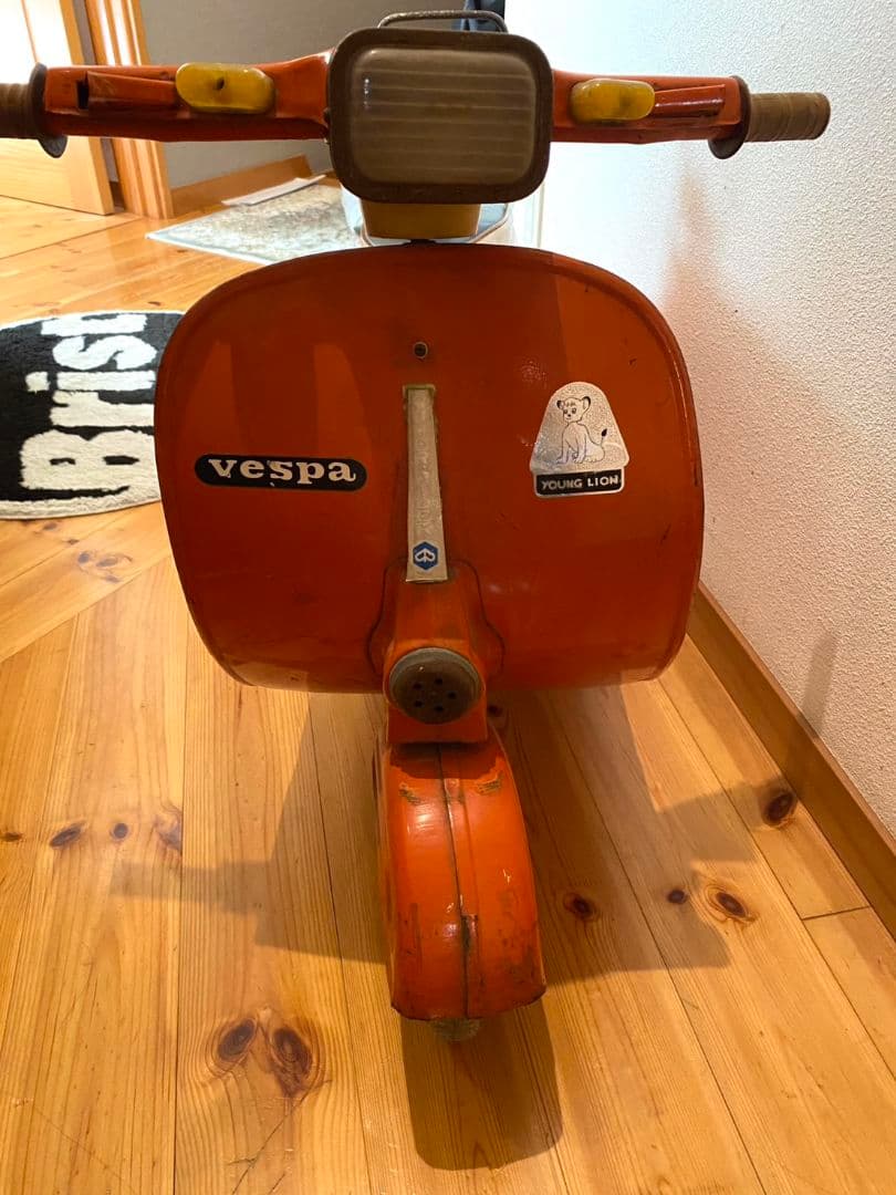 レトロアンティーク品/ブリキおもちゃ/Vespa 子供用スクーター