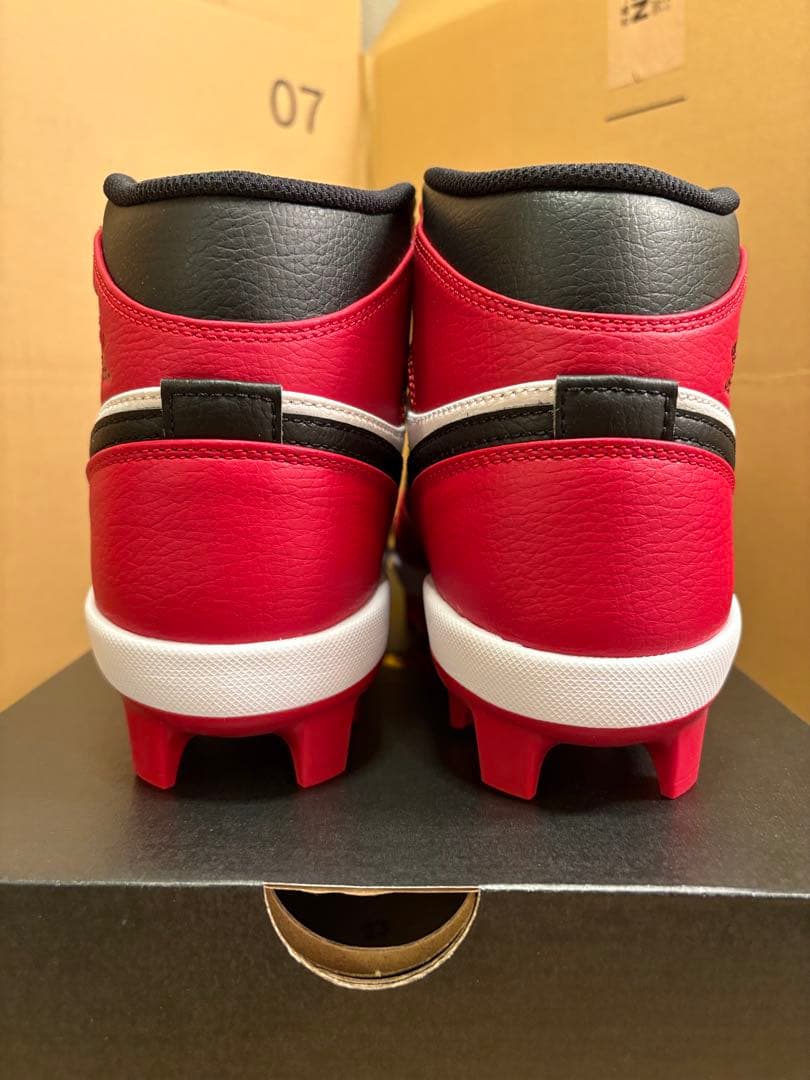 NIKE スパイク AJ1 シカゴ