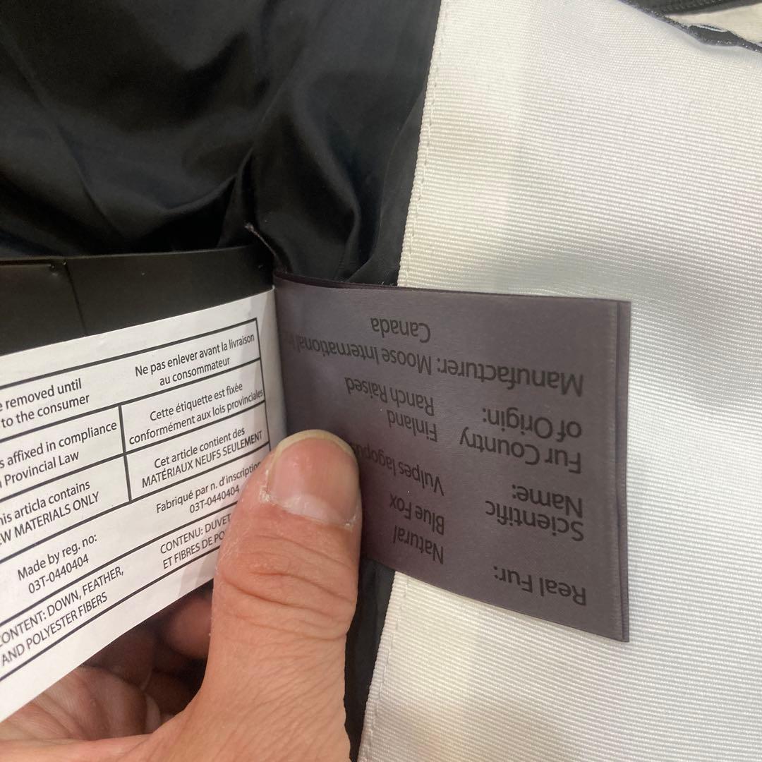 め*い様 Moose Knuckles ホワイトダウンジャケット